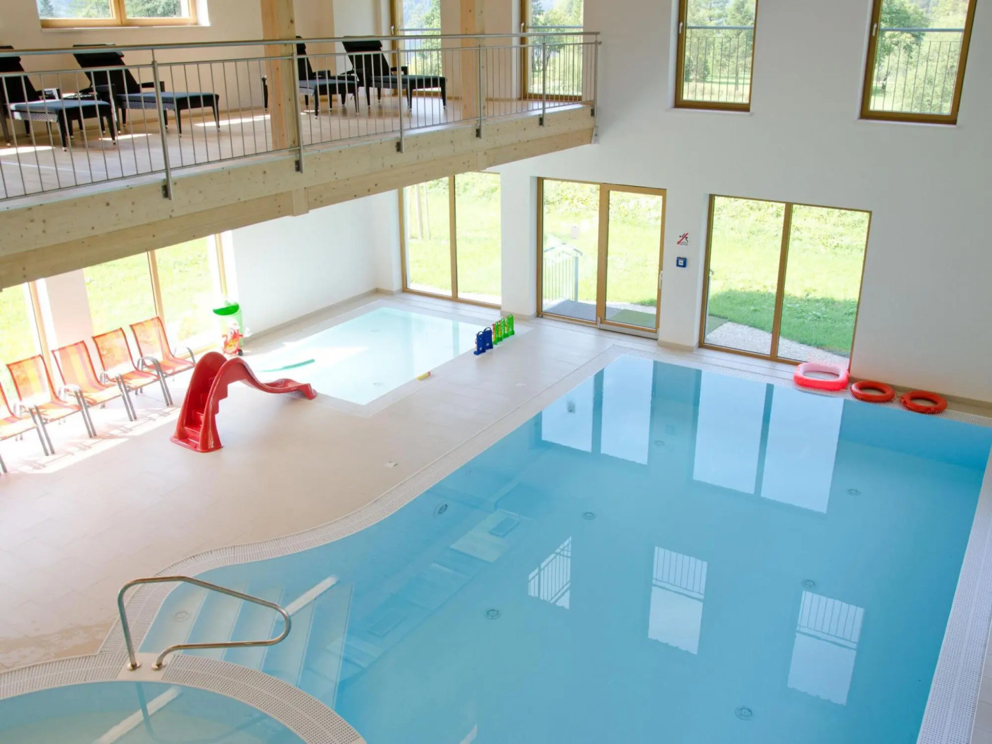 House in Obertraun on Lake Hallstatt with parking