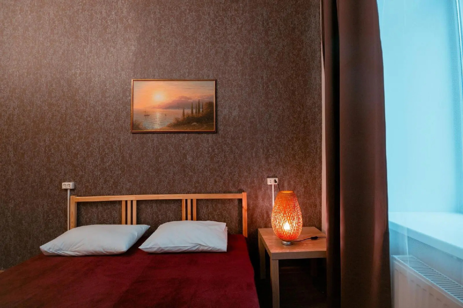 Late Breakfast Club Hotel