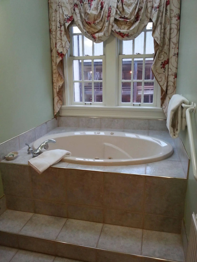 Chipman Hill Suites - Senator Dever House