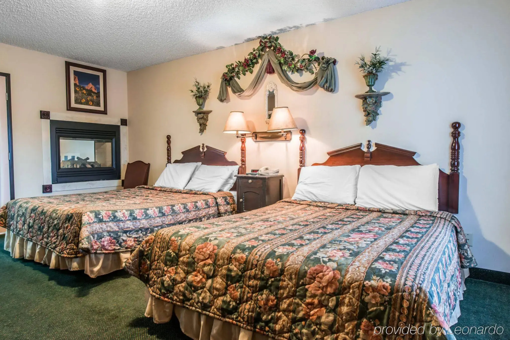 Quality Inn & Suites Manitou Springs at Pikes Peak