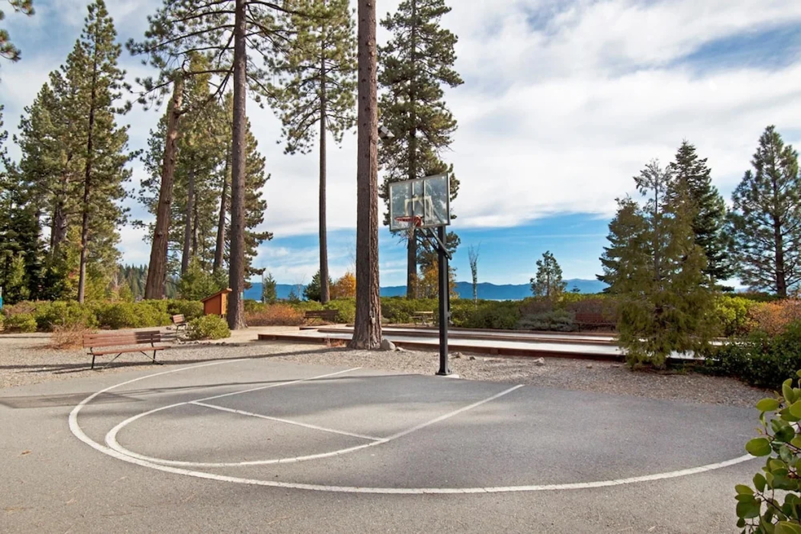 Barking Pine Cabin 915 2 Bedrooms 2 Bathrooms Cabin