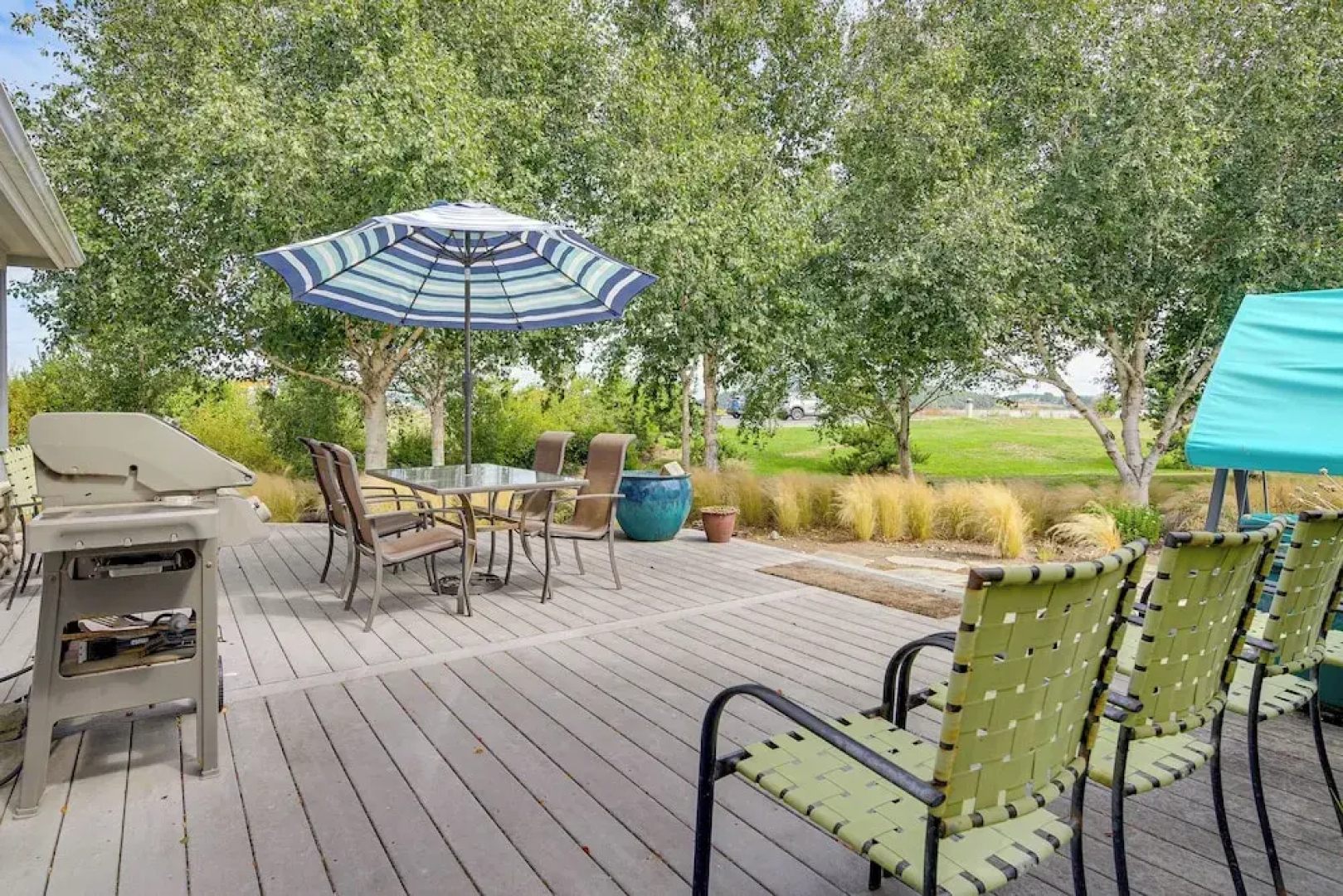 Steps to Beach: Home w/ Hot Tub in Oak Harbor!