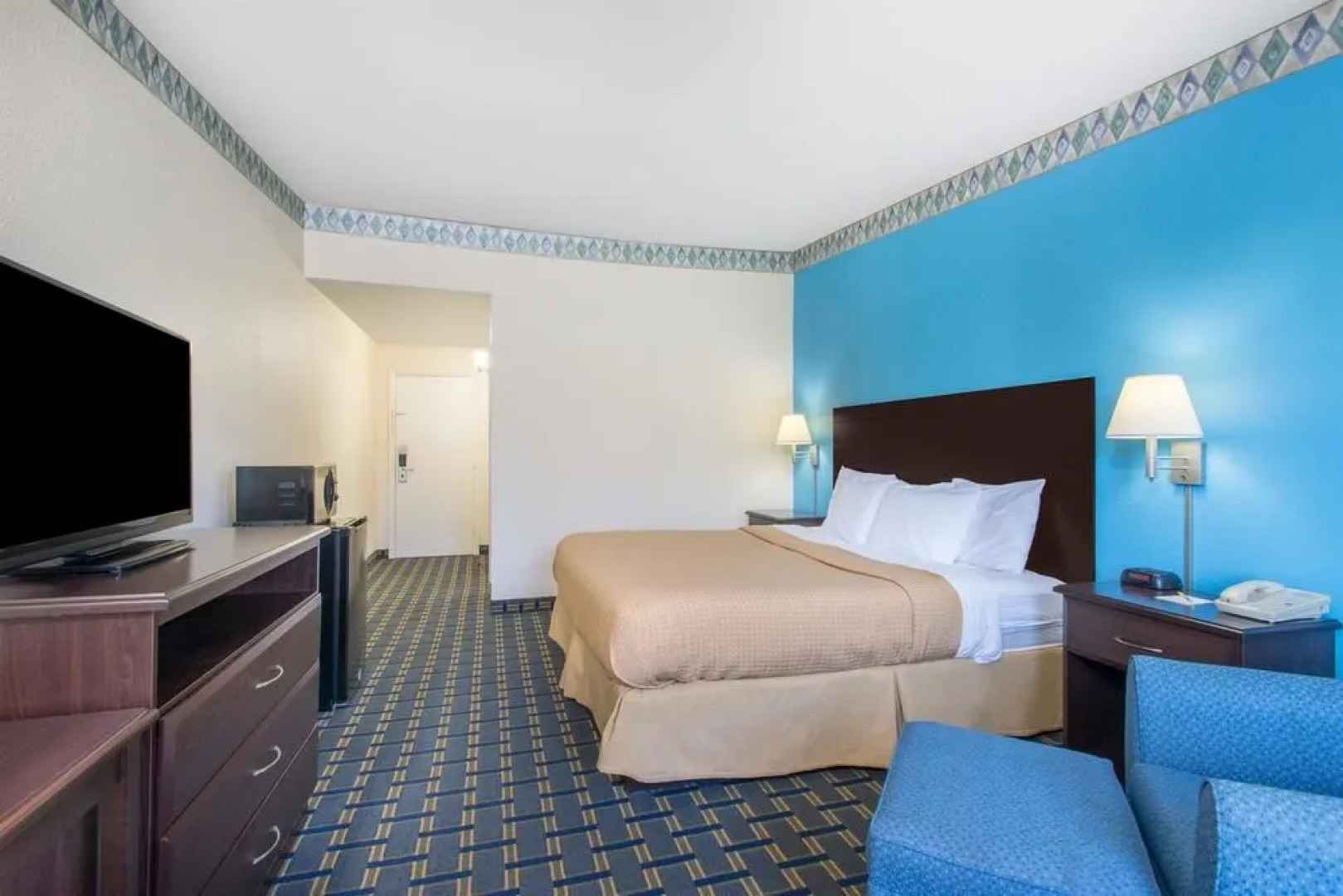 Days Inn Roanoke Near I-81