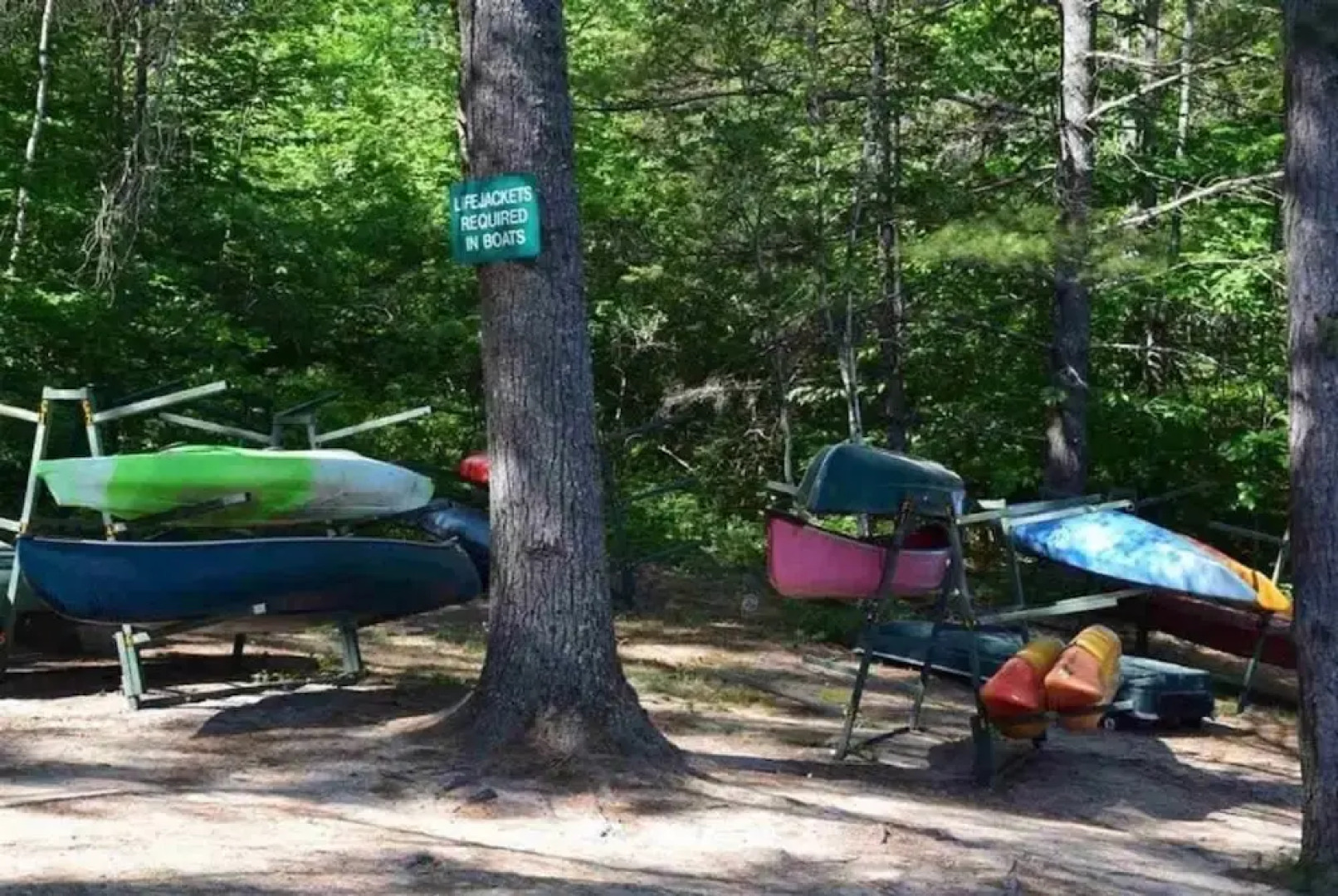 4 Bedroom 1 Bathroom Chocorua Beach