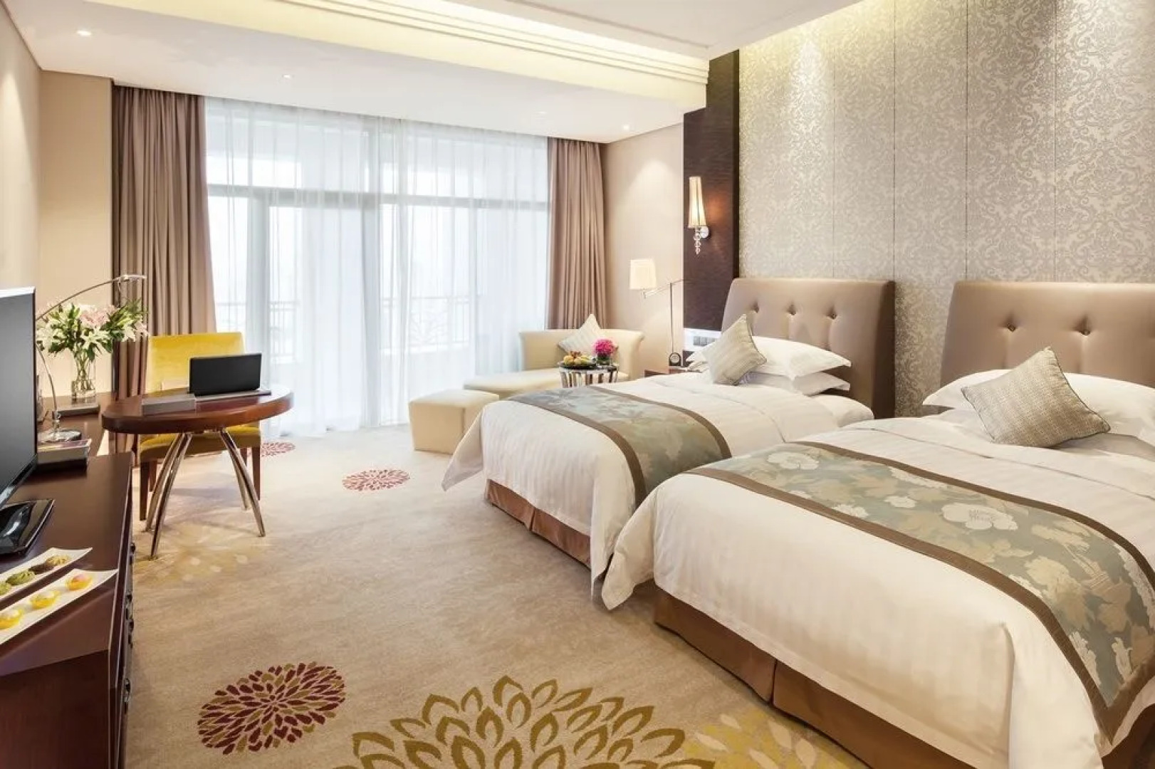 Royal Oriental Garden Hotel