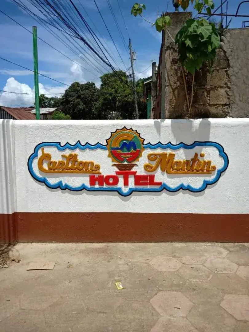 RedDoorz Carlton-Martin Hotel Masbate City