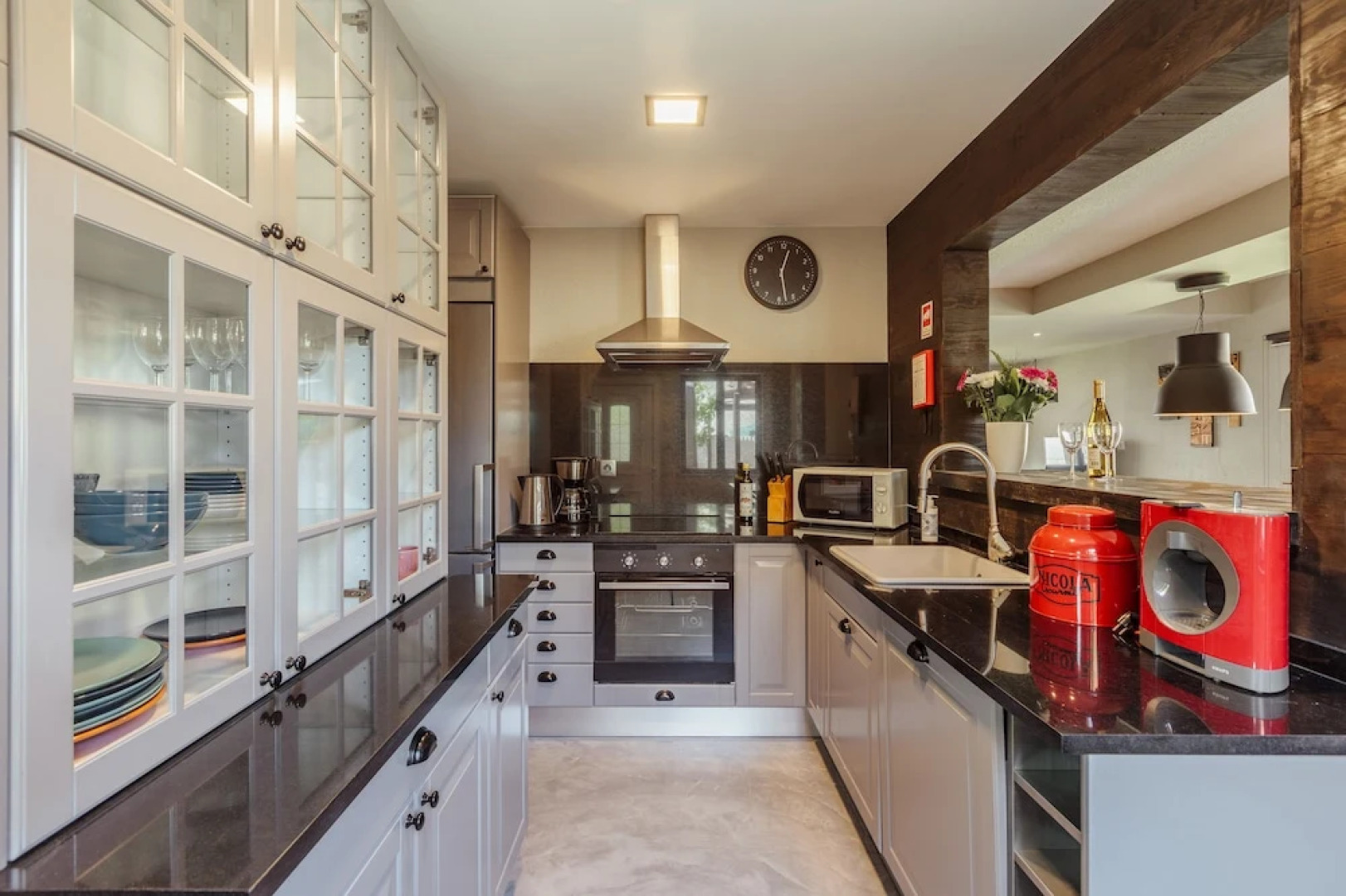 Aroeira Pool House by Lisbon-Coast