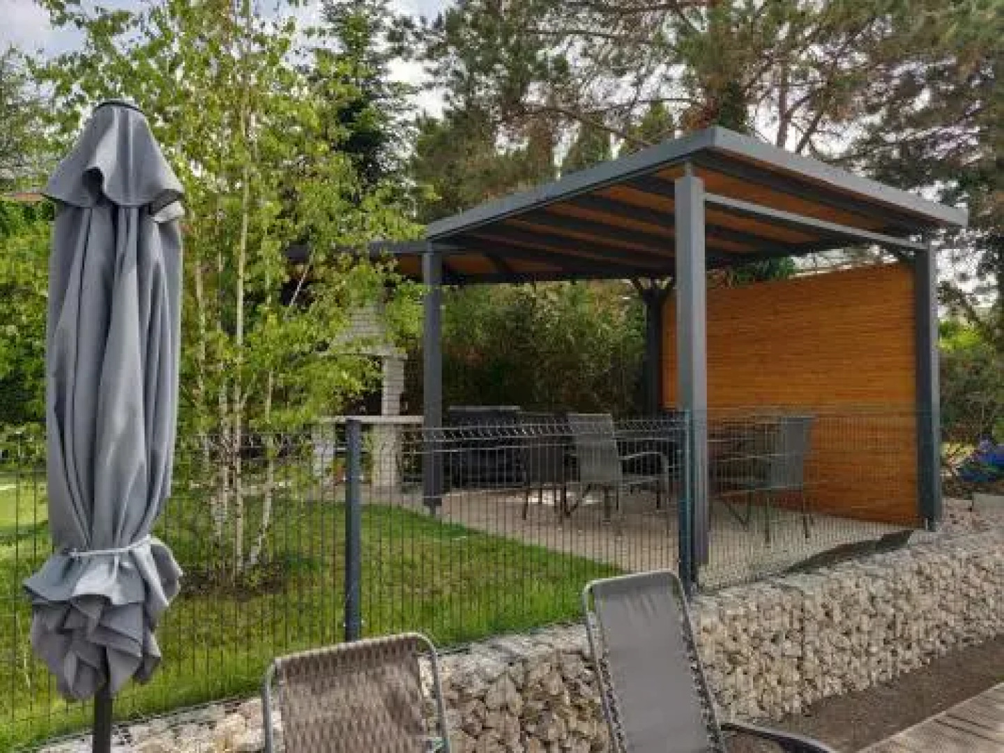 TopSenec-Lakeside Home