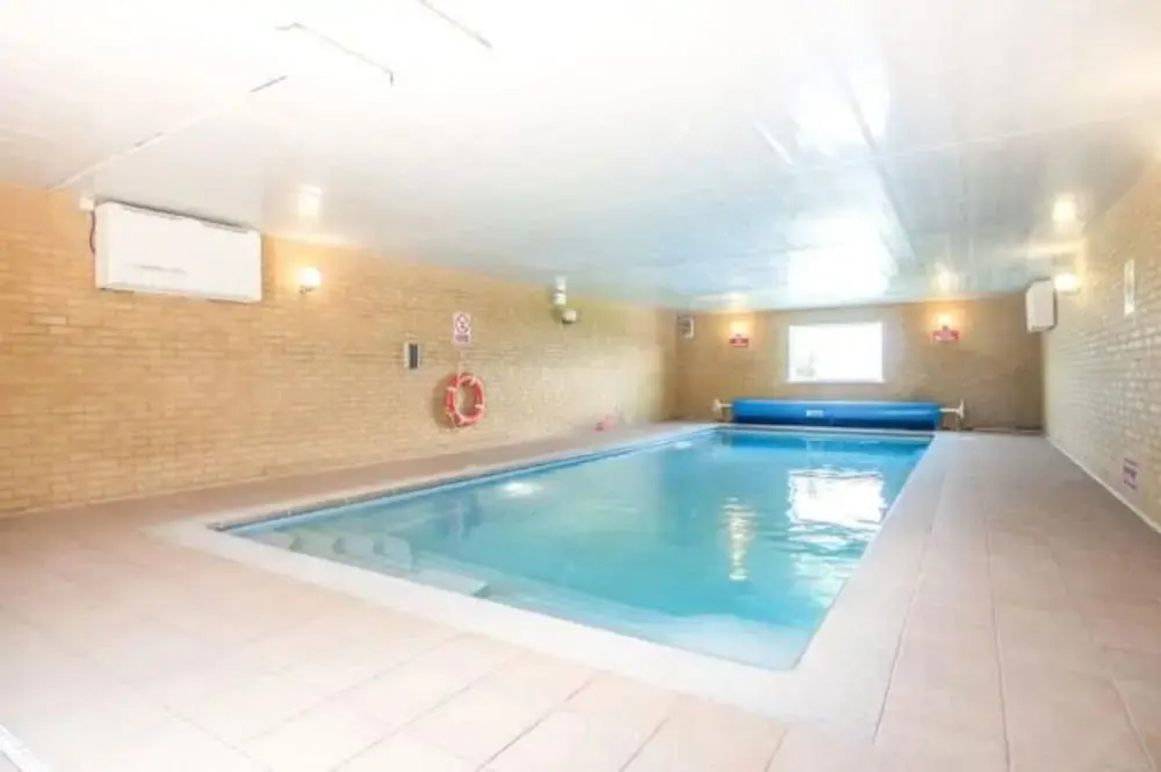 2 Bedroom Apartment + Sea View