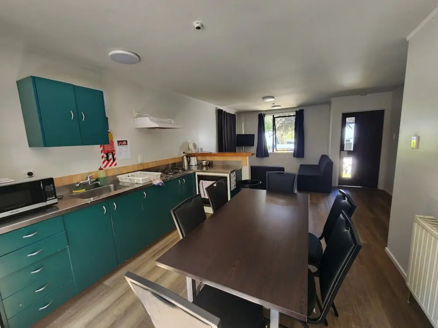 Pinewood Houses and Apartments