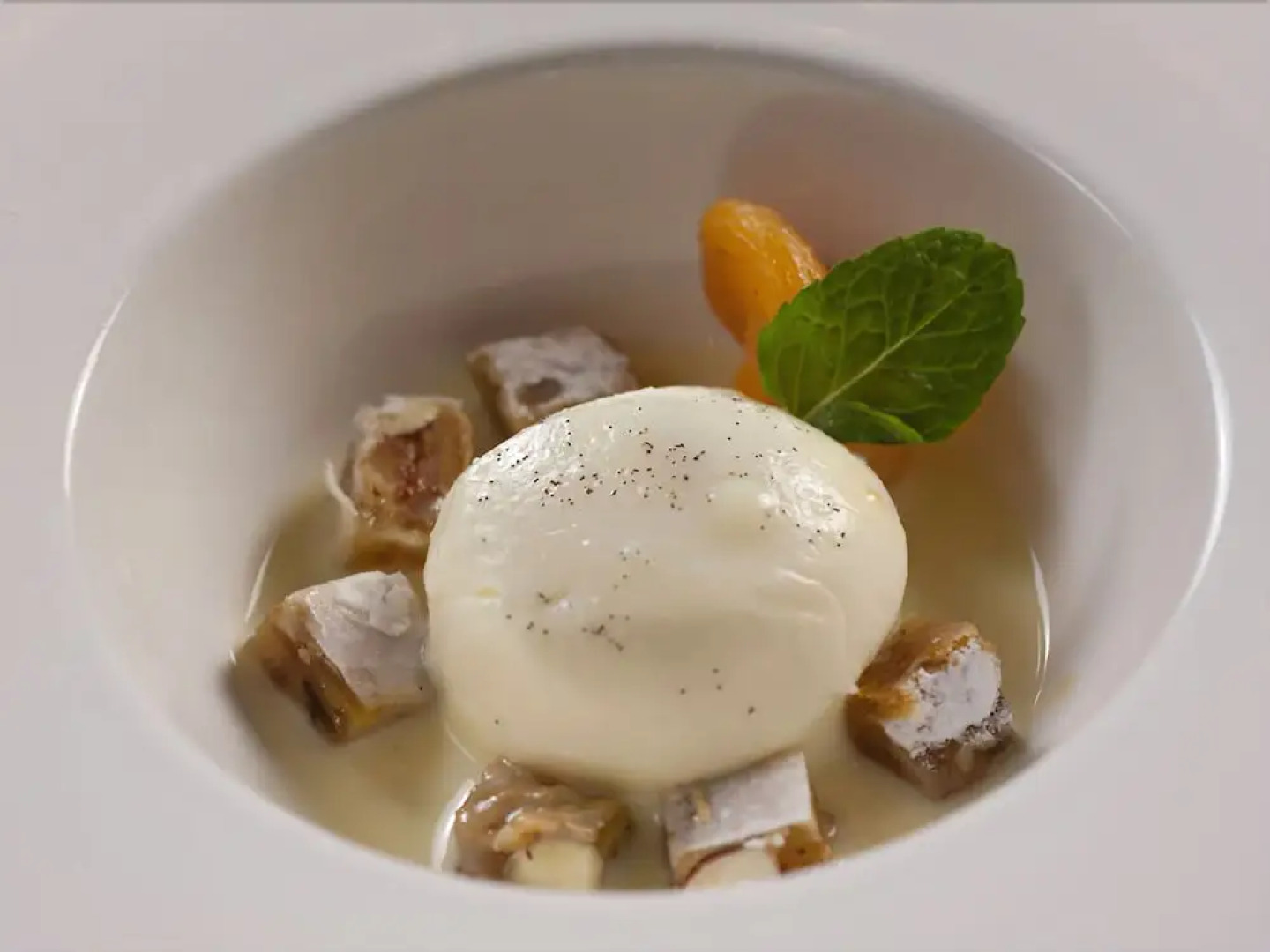 ESDUMA HK Hotel Pachuca