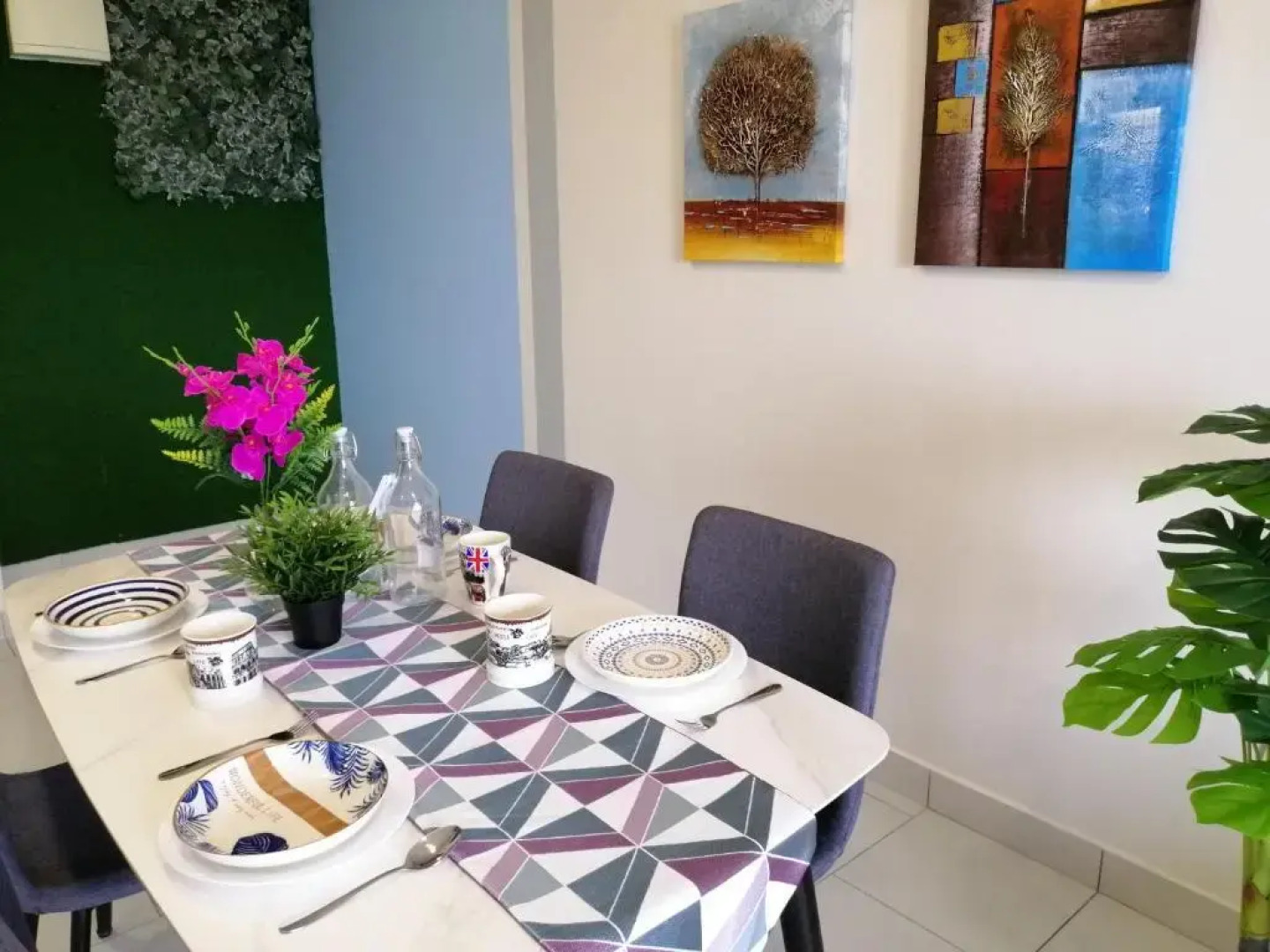 Lovely Mines Astetica Lake View Seri Kembangan 2BR