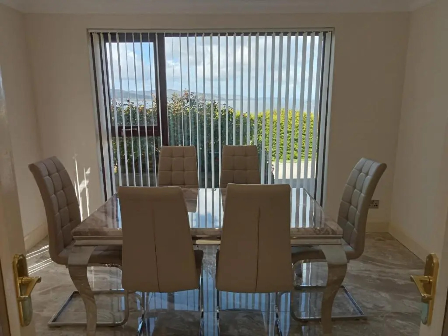 Impeccable 5-bed Cottage in Fahan Buncrana