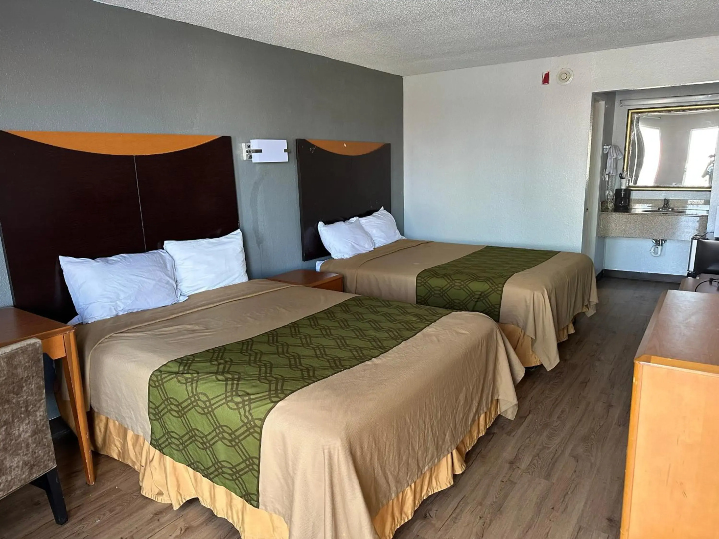 Rodeway Inn