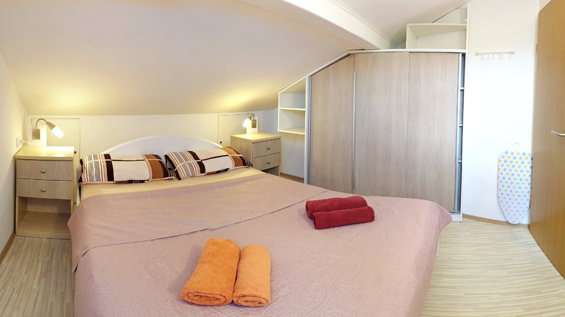 Apartment Amalia - family friendly with parking: A3 Ariela Pakostane, Riviera Biograd