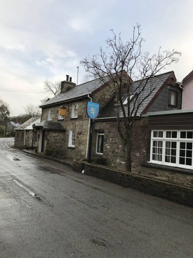 Trewern Arms Hotel