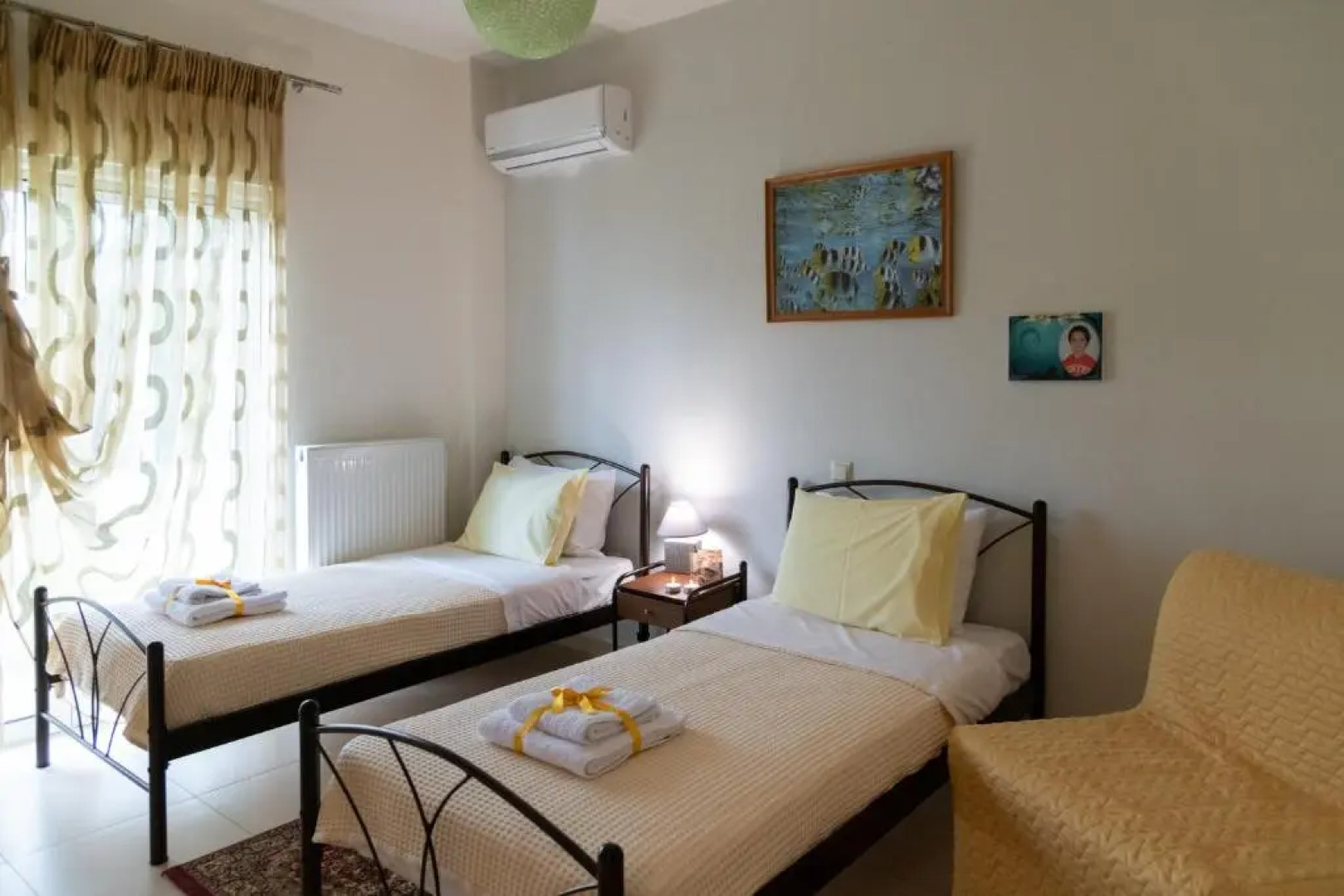 Rose's House (Near Airport)