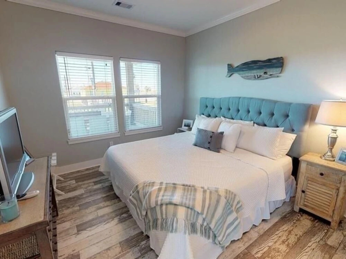 Gone Coastal 3 Bedrooms 2 Bathrooms Home