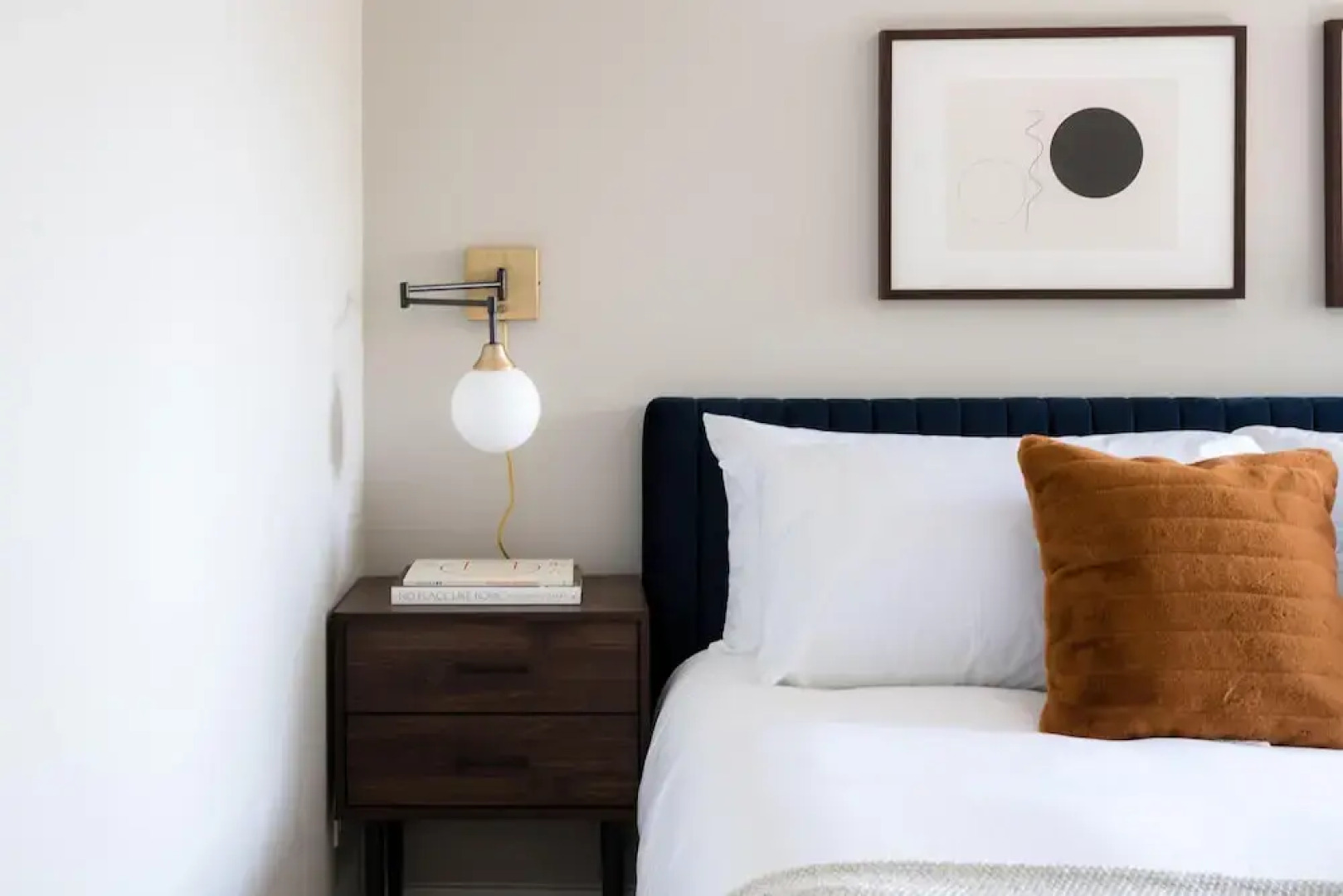 Rivendell - Spacious Home w Pool Arcade Games & Expansive Patio Santa Rosa