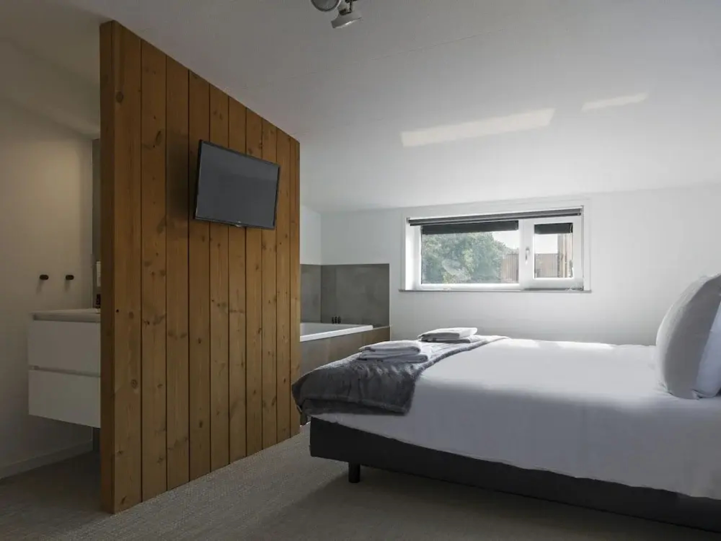 Lodge in Vlissingen Near North Sea Beach