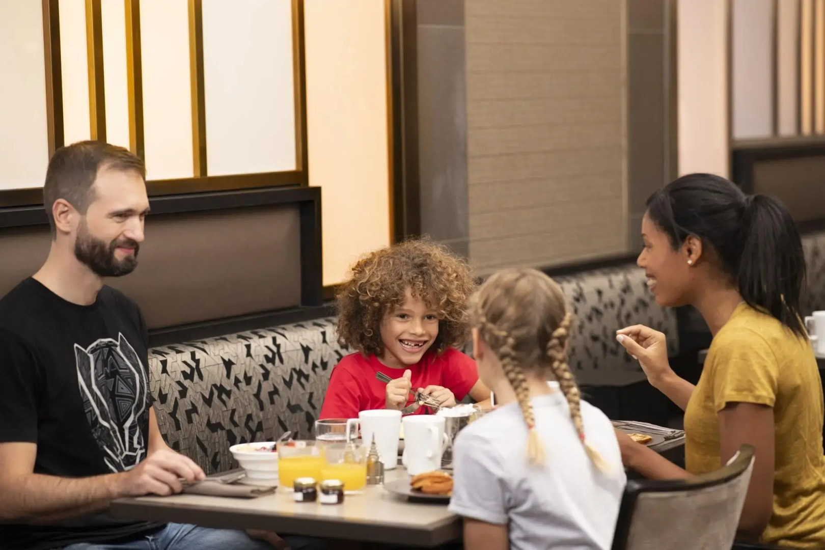 Disney's Hotel New York - The Art of Marvel