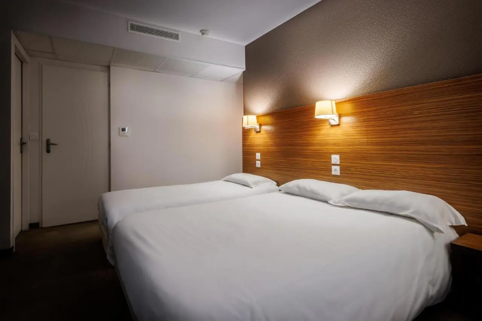 Hotel Saint Louis De France