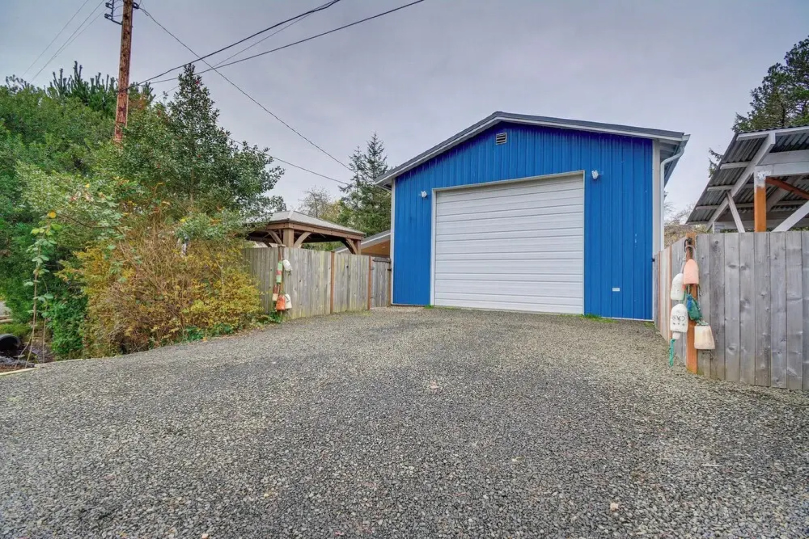 Westport Home w/ Hot Tub: 2 Blocks to Beach!