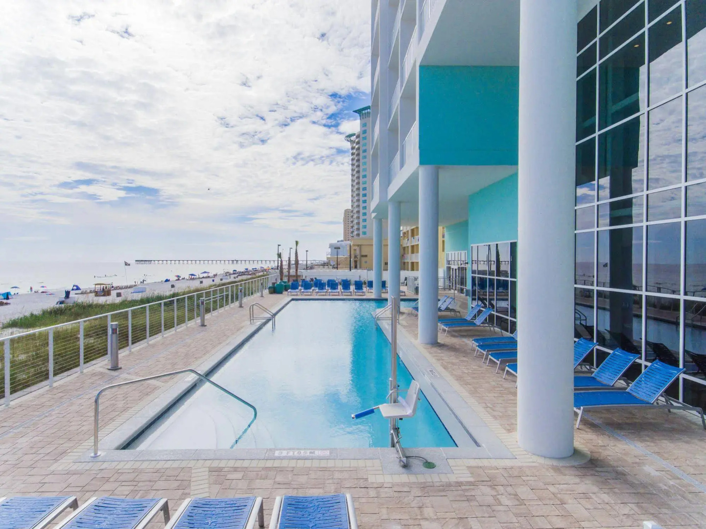 Hampton Inn & Suites Panama City Beach-Beachfront