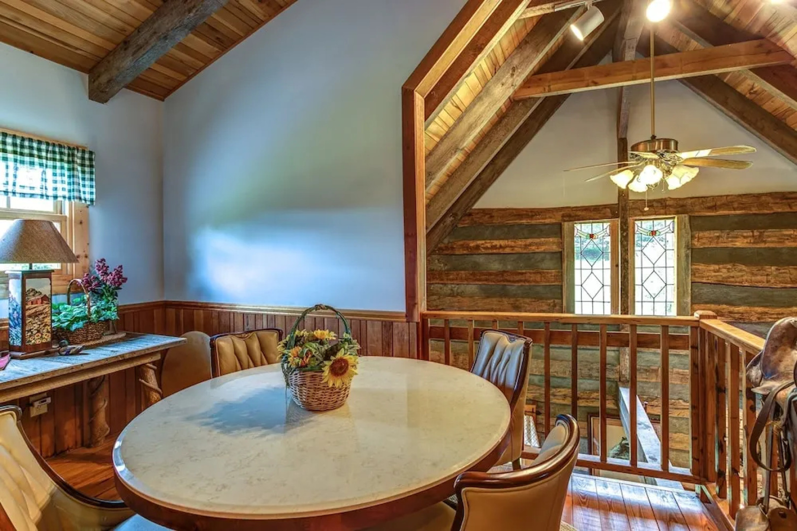 Grandma's Mountain Cabin 3 Bedrooms 2 Bathrooms Cabin