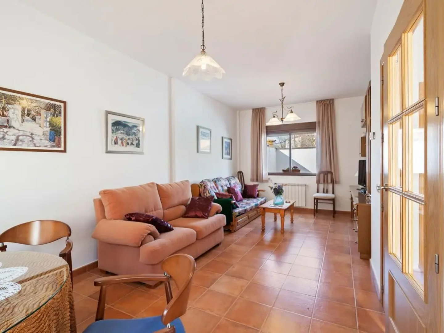 Quaint Holiday Home With Private Pool