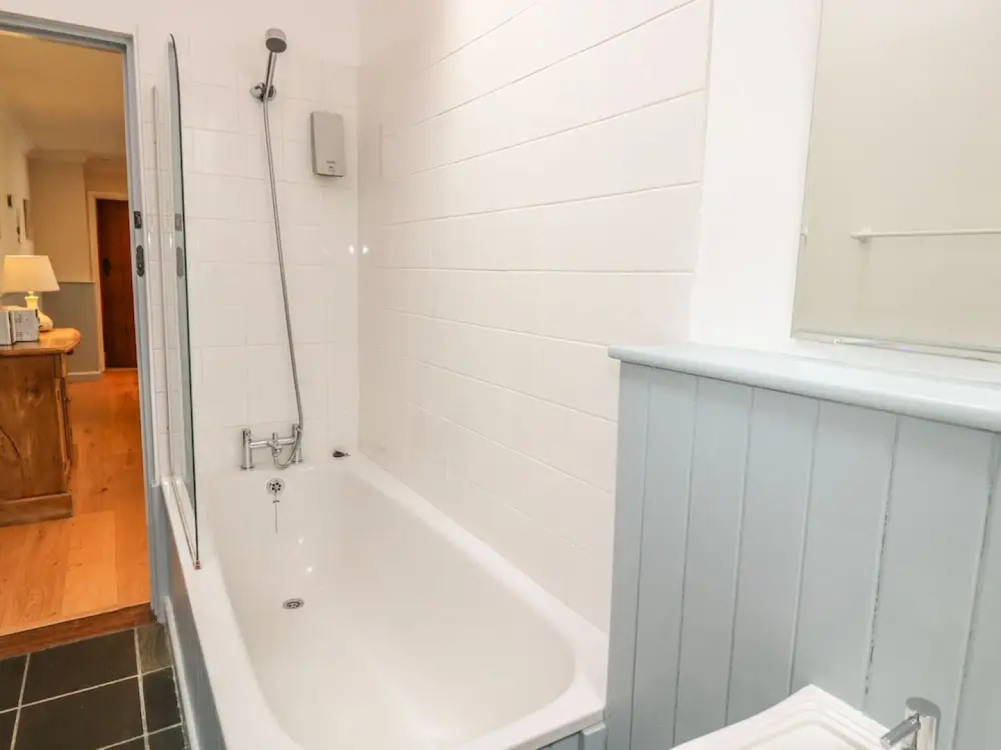 Olde Carpenters Cottage