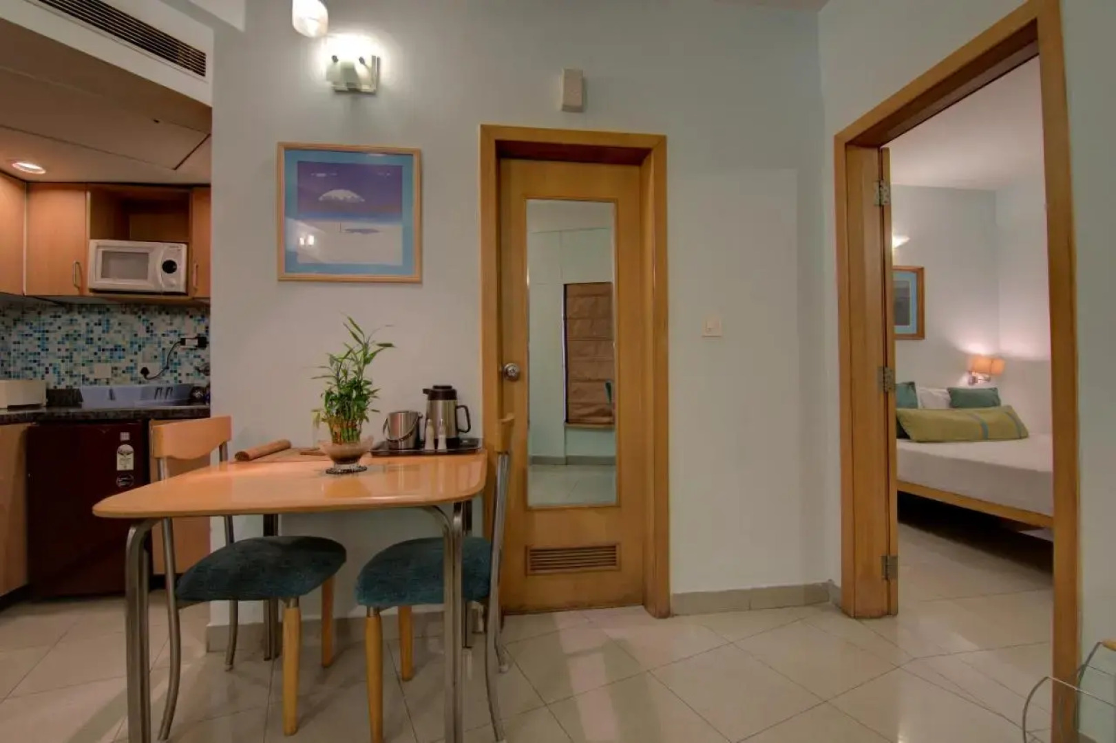 Tristar Service Apartments