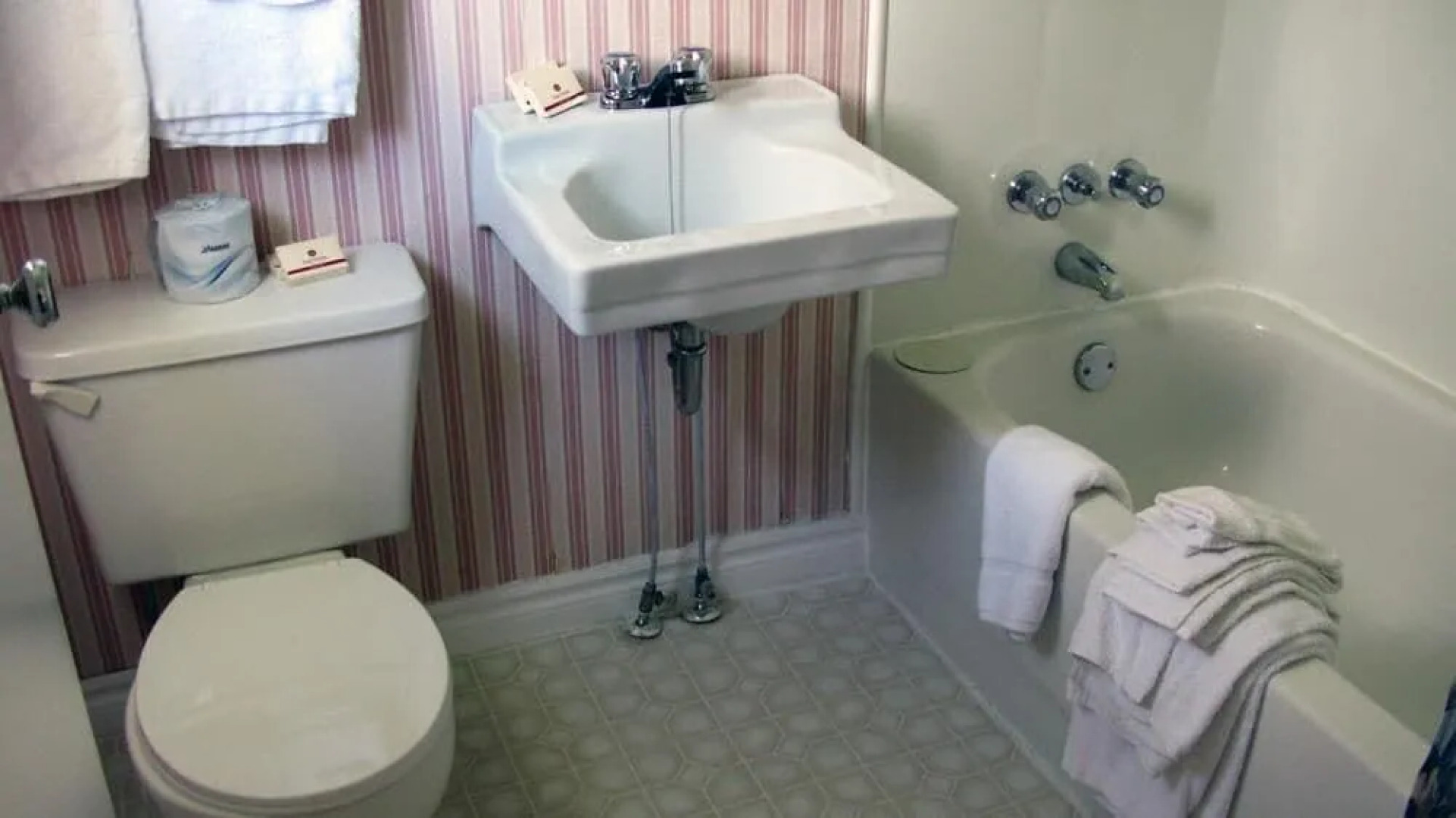 The Mountain View Motel & Cottages