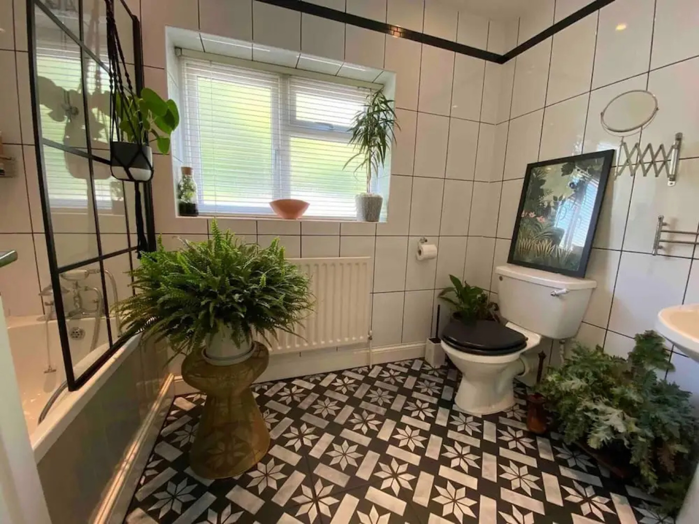 4 Bedroom Victorian Townhouse With Sea Views