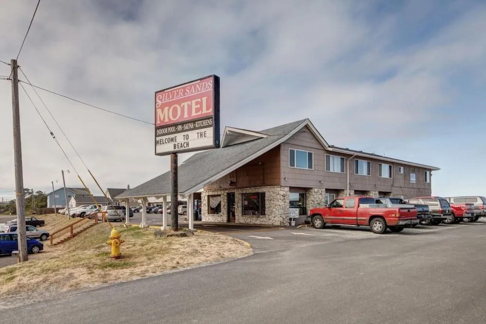 Silver Sands Motel