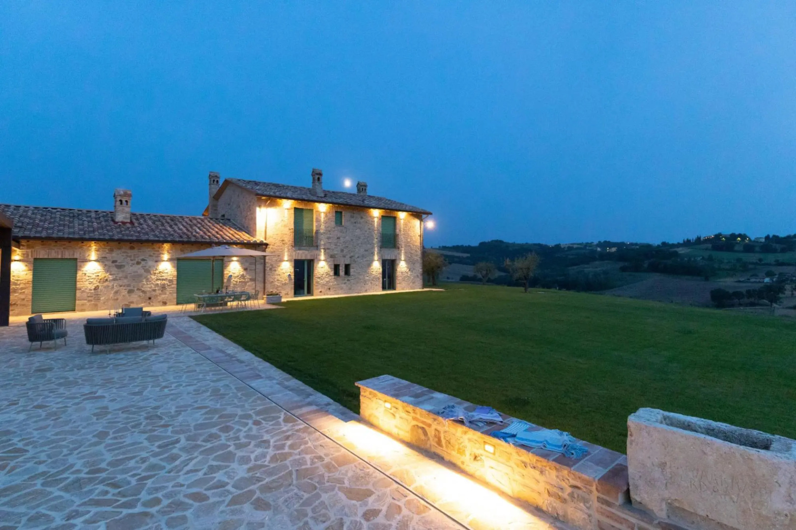 Modern Villa With Beautiful Infinity Pool ac Wifi Home Automation Barrier Free-villa Meraviglia