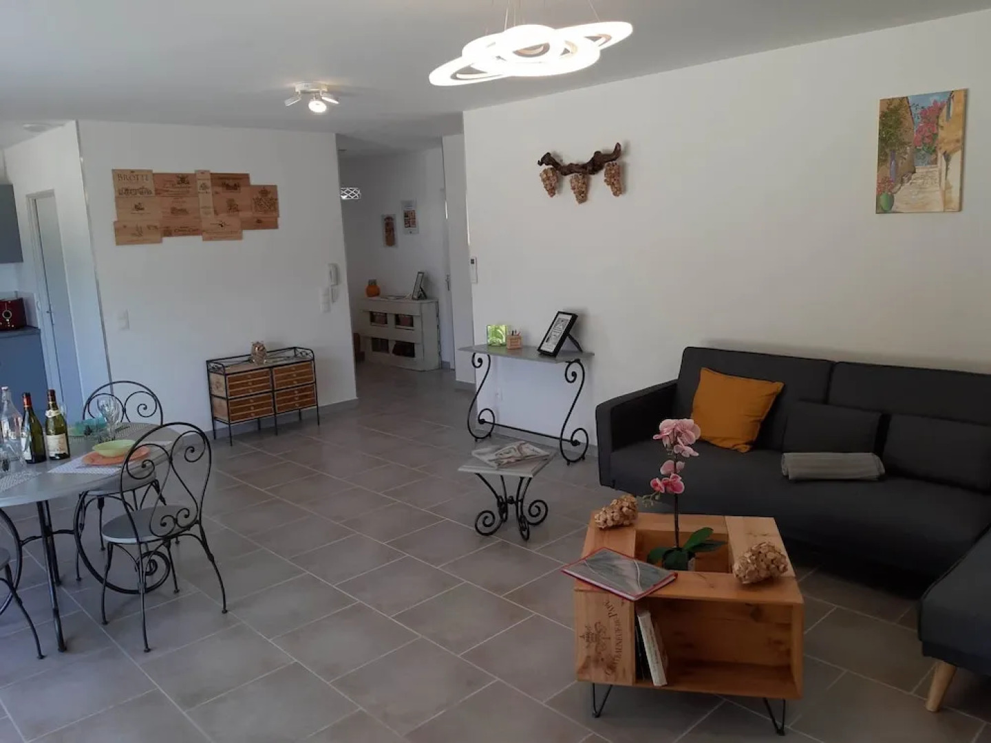 A 2 pas des vignes numero 12