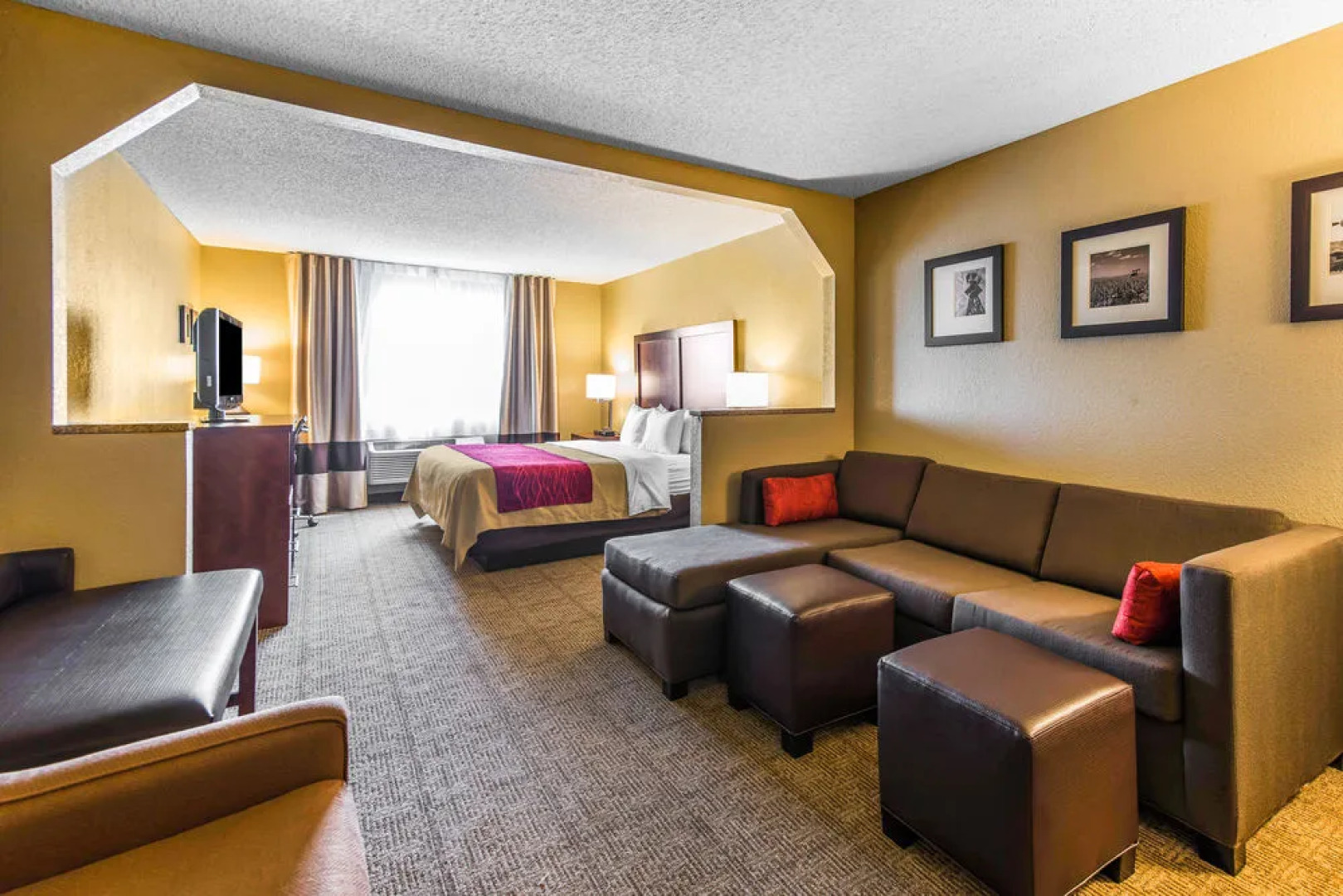 Comfort Inn & Suites North Hays Area