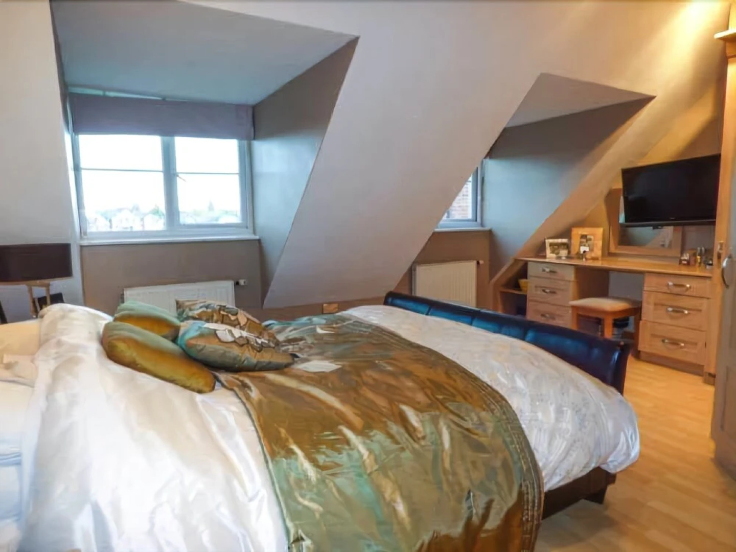 The Waterfront, Marine Approach