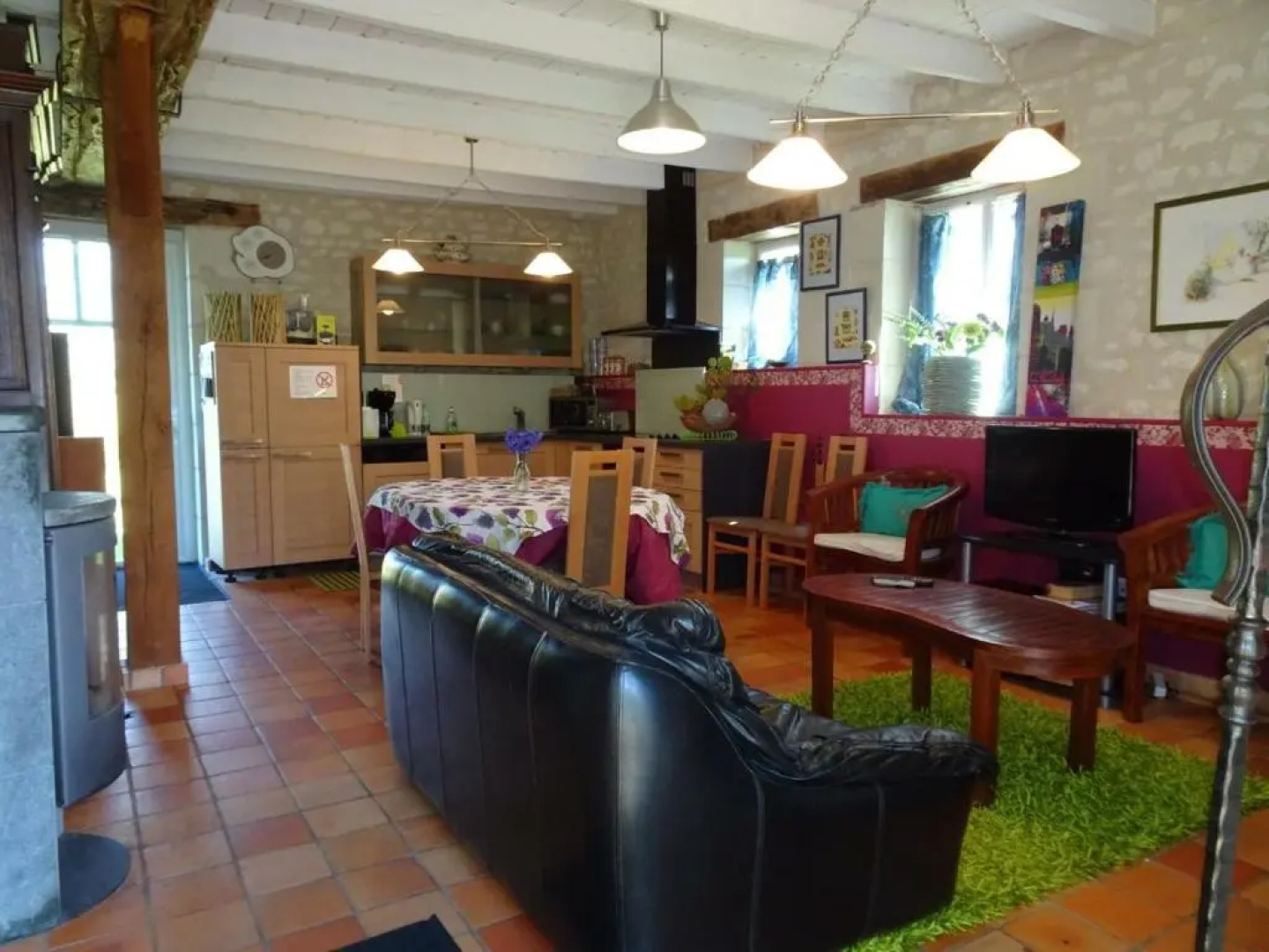 Gîte Civray-sur-Esves, 4 pièces, 6 personnes - FR-1-381-323