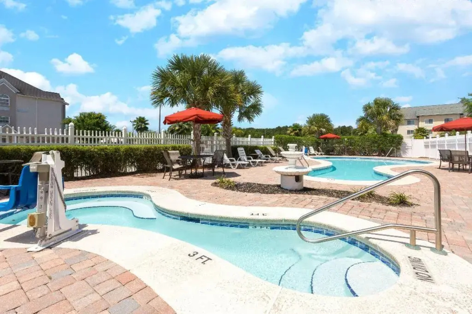 Hawthorn Suites By Wyndham Kingsland