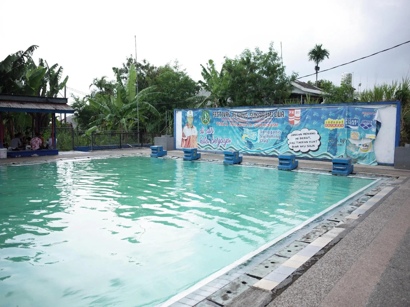 RedDoorz near Alun-alun Kota Sukabumi