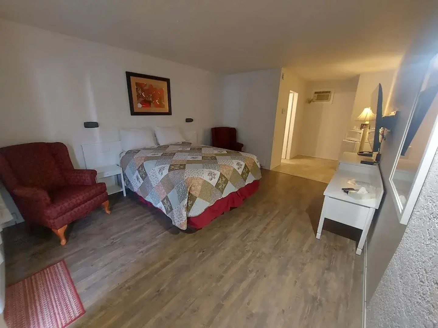 Granby River Inn  Suites