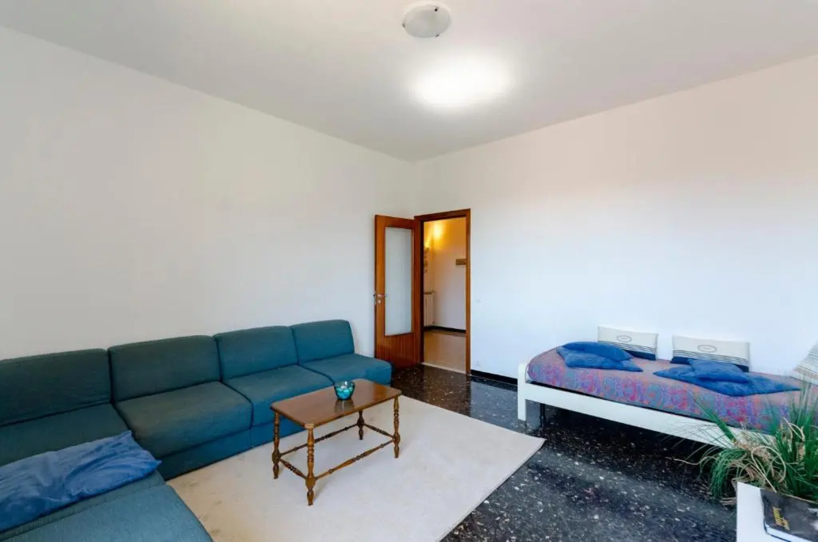 JOIVY Family Flat W/Terrace & Parking Near Beach