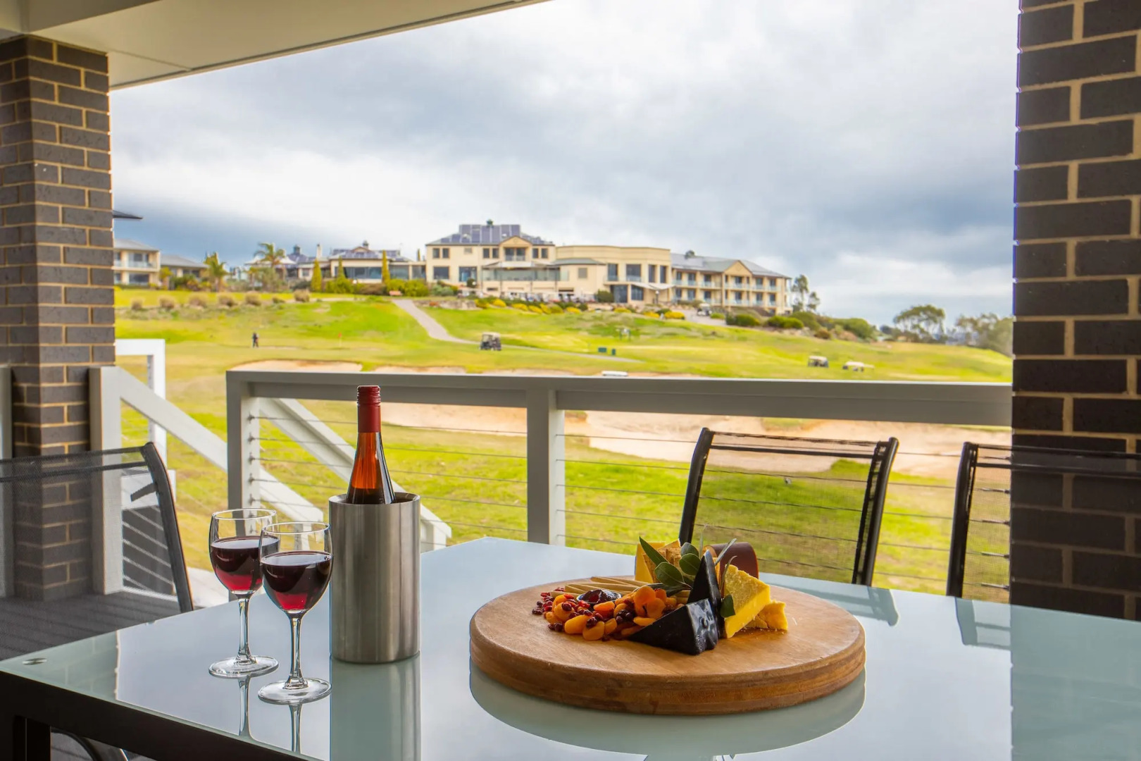 Discovery Resorts - McCracken Country Club