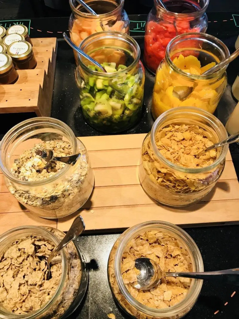 Renaissance Paris Arc de Triomphe Hotel