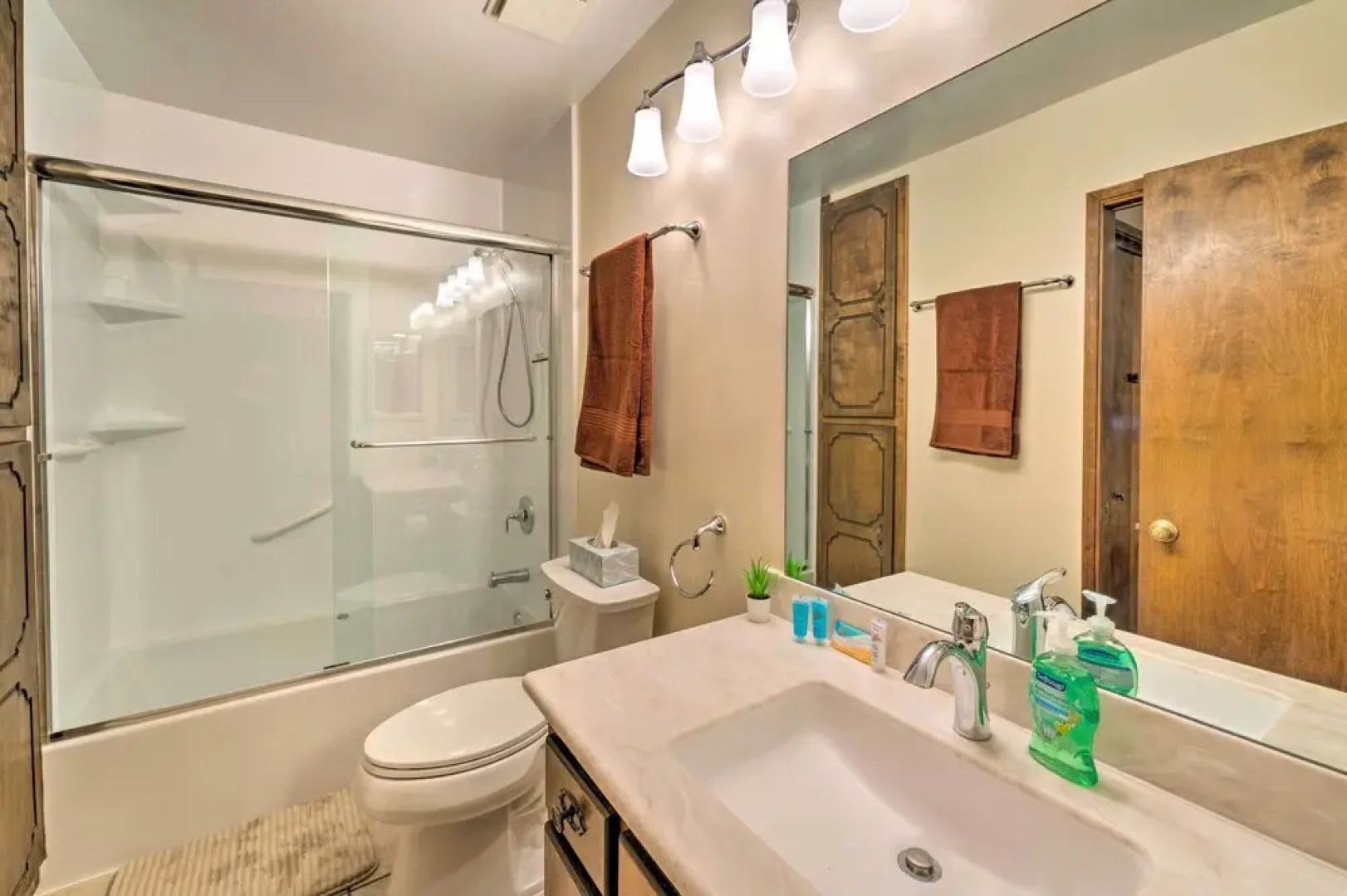 Bullhead City Home < 1/2 Mi to River & Boat Launch