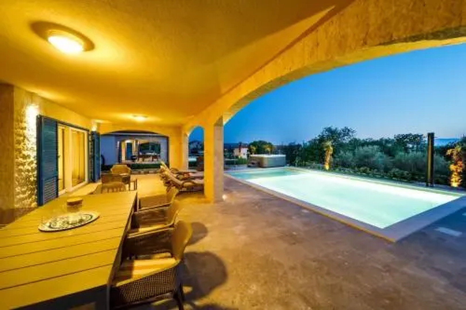 Luxury Villa Loma 2