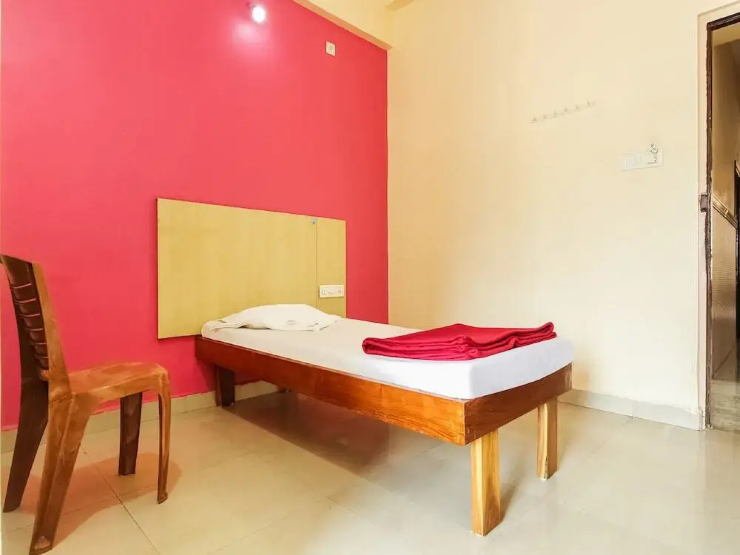 Hotel Hoysala Deluxe Lodging by OYO Rooms