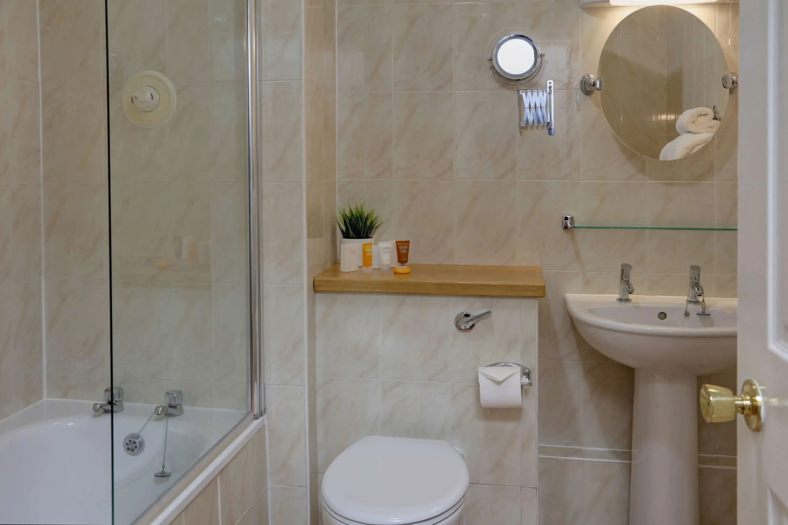 Best Western Plus Kenwick Park Hotel